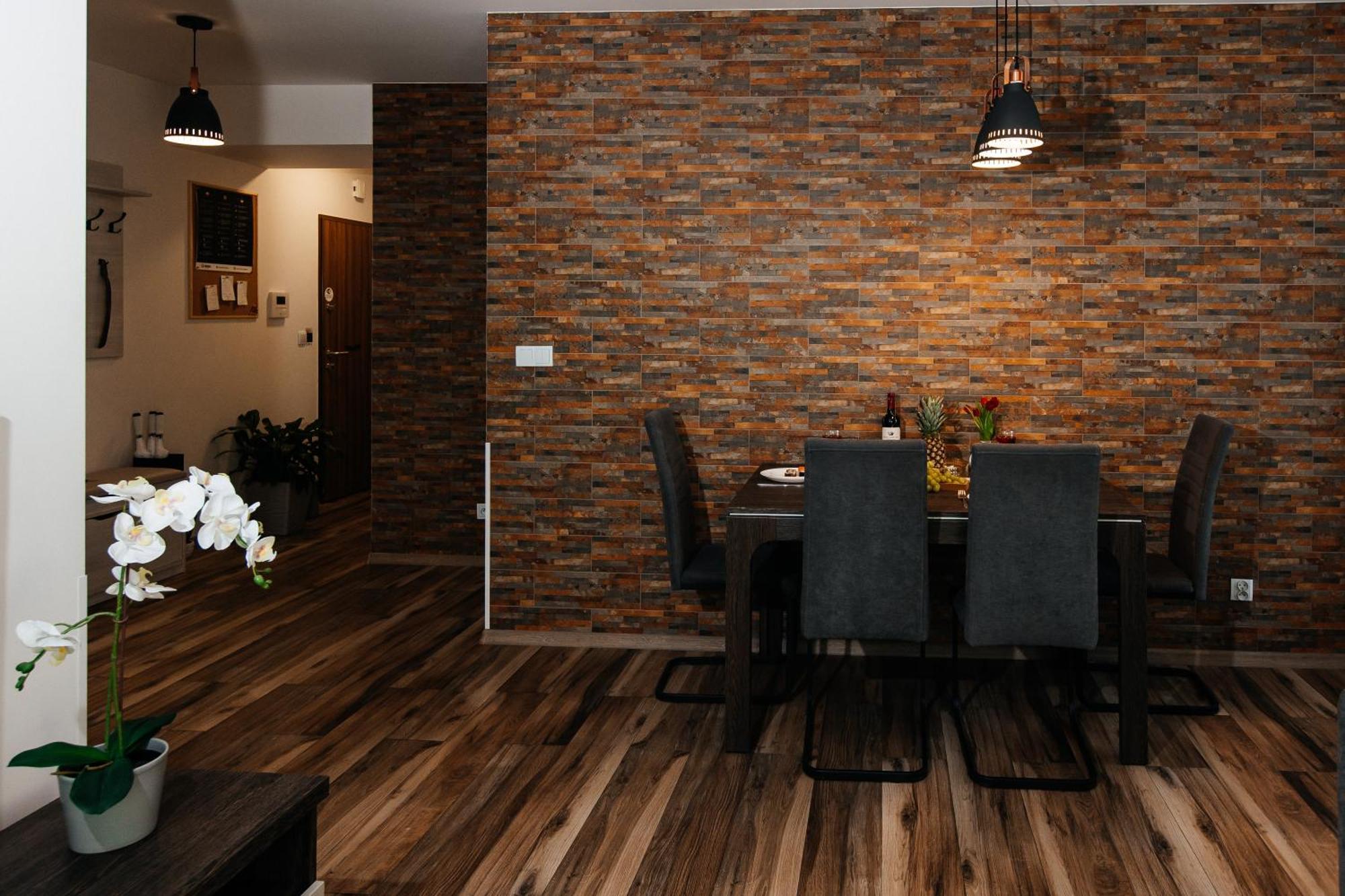 Apartment Maya's Flats & 25 - Z Widokiem Bastion Walowa, *